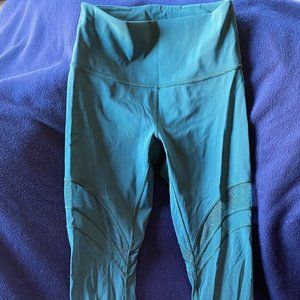 Lululemon WunderUnder Leggings in Royal Emerald with mesh detailing